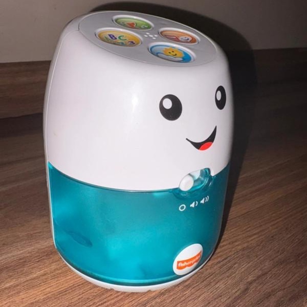 Fisher price babble and wobble hub